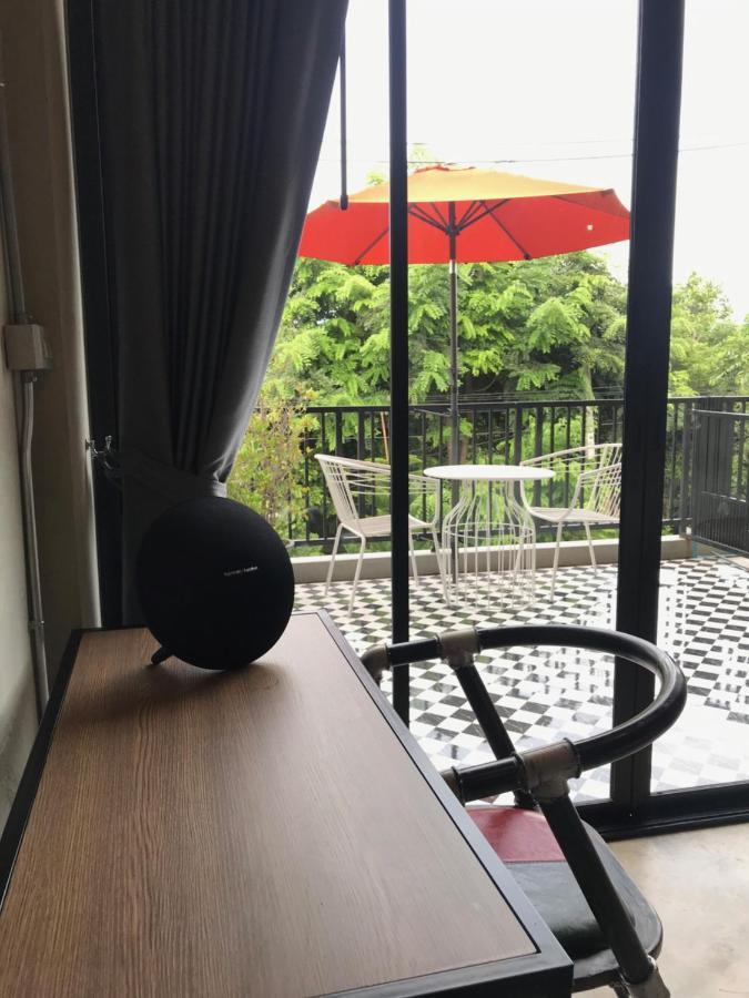 Mosstel Hotel Phitsanulok Buitenkant foto