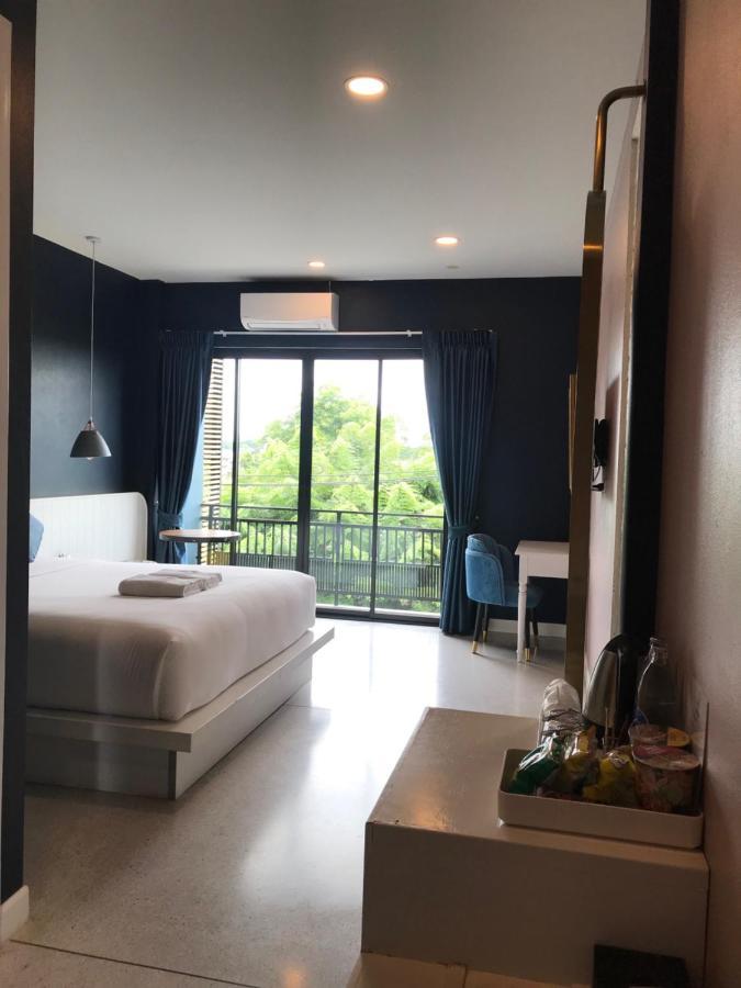 Mosstel Hotel Phitsanulok Buitenkant foto