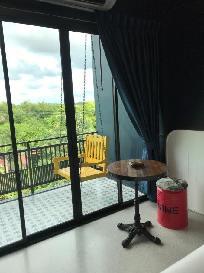 Mosstel Hotel Phitsanulok Buitenkant foto