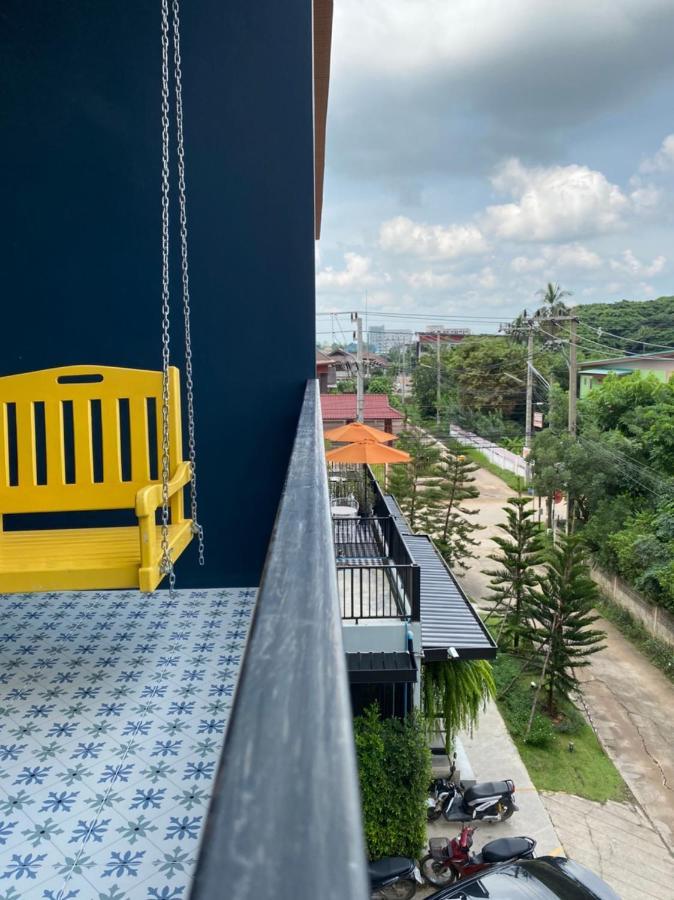 Mosstel Hotel Phitsanulok Buitenkant foto